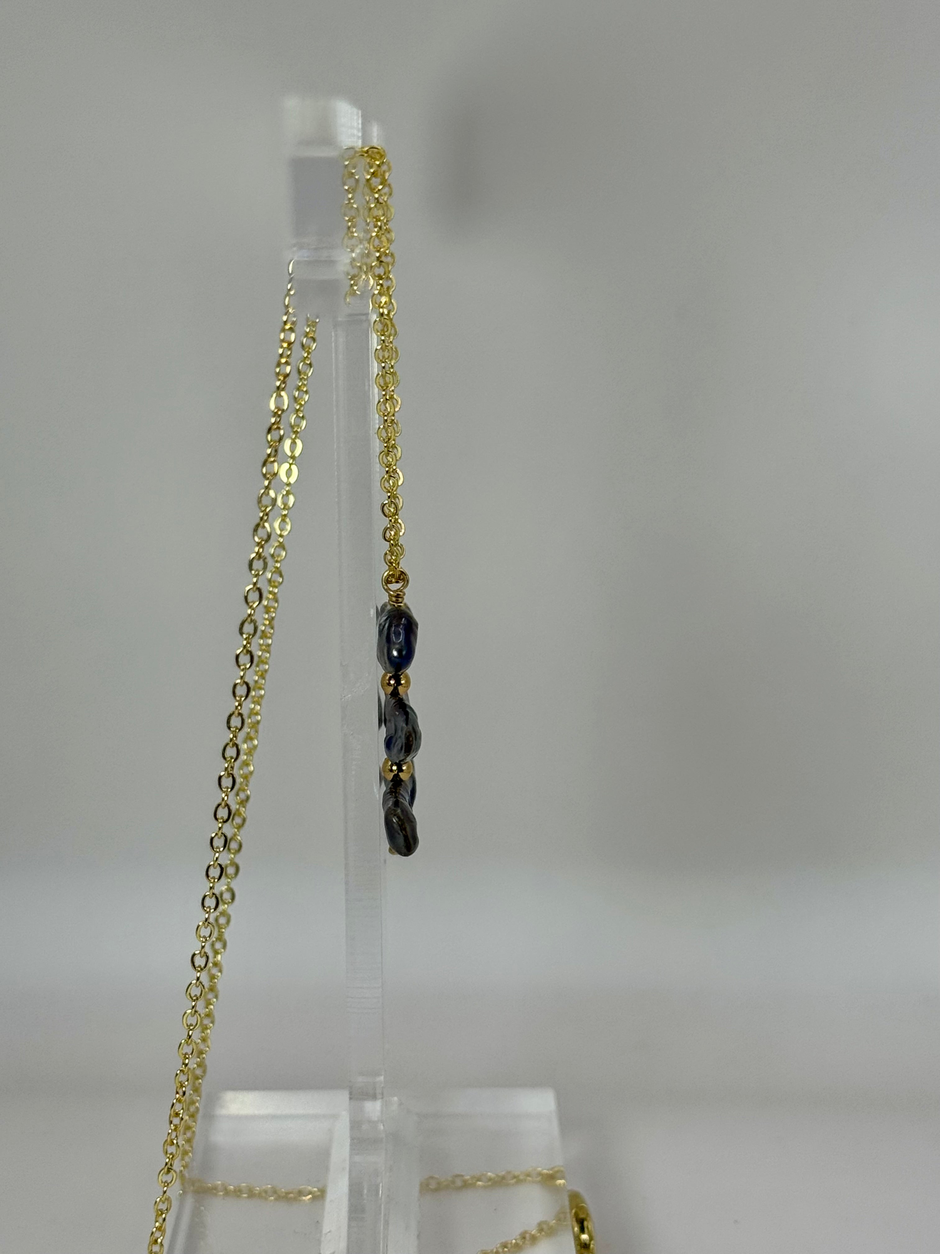 Midnight Current Necklace | Peacock Stick Pearl & 18K Gold Necklace