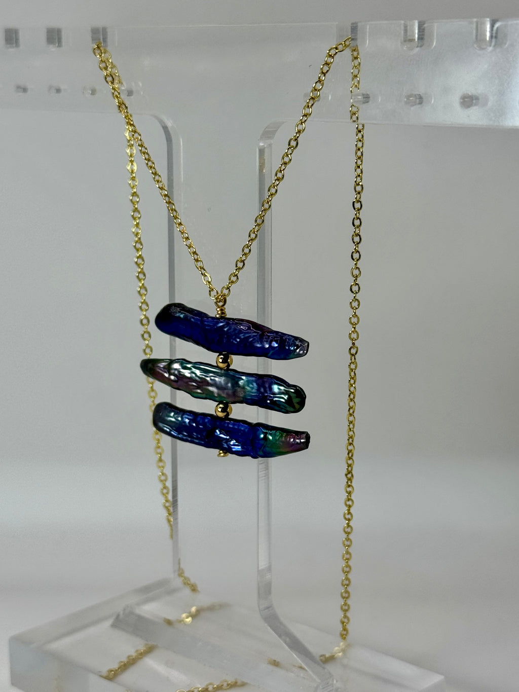 Midnight Current Necklace | Peacock Stick Pearl & 18K Gold Necklace